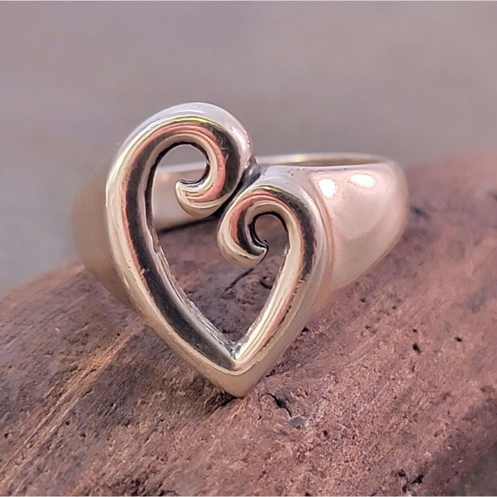 James Avery Mother's Love Heart Ring - Picture 3 of 11